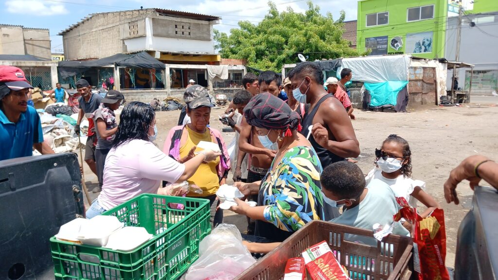 Fundación Guajira Sin Frontera entrega alimentos en Maicao
