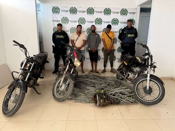 Policía en Barrancas captura a tres hombres por hurto de cableado eléctrico
