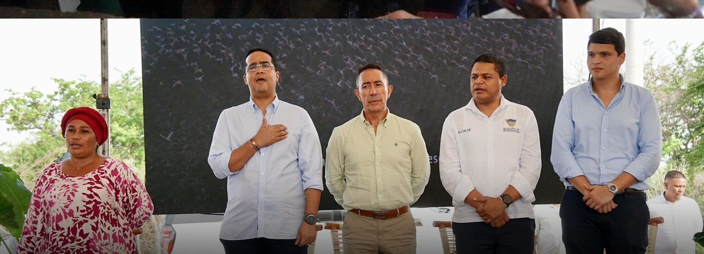 Entrega del servicio de gas domiciliario en Camarones, Riohacha.