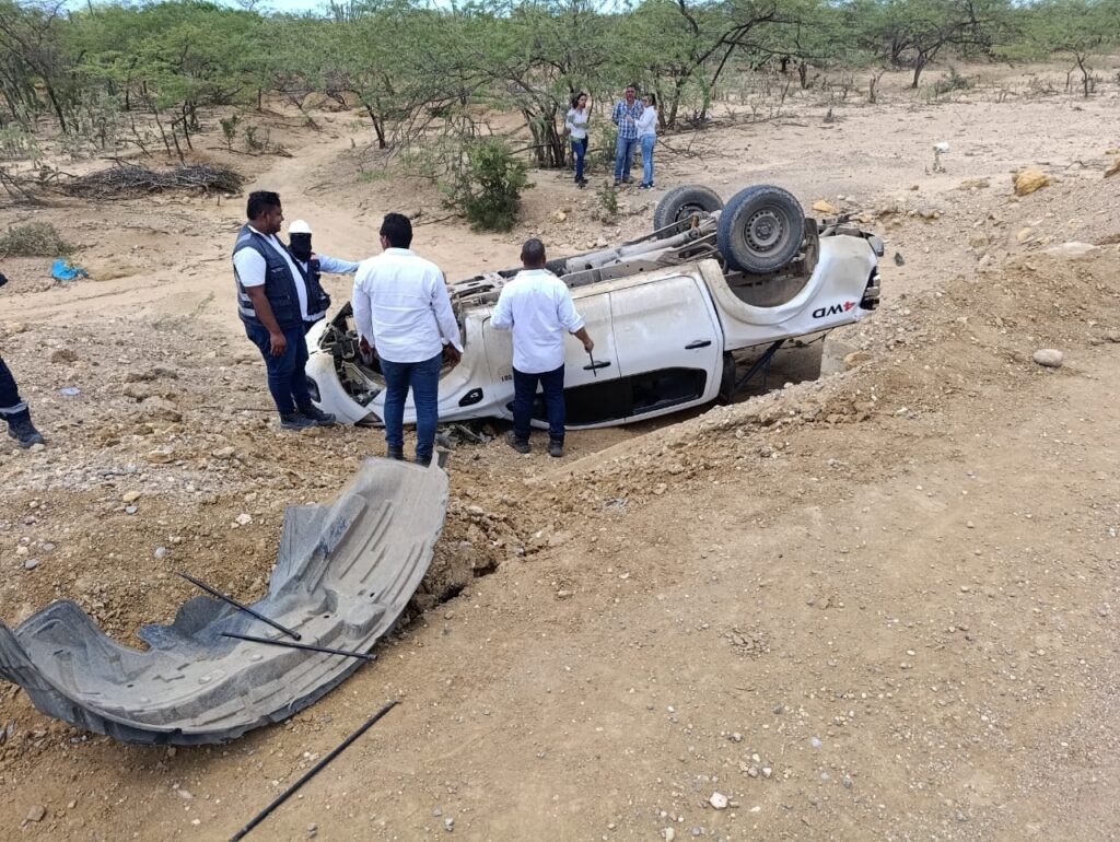 accidente en la vía Uribia–Puerto Bolívar