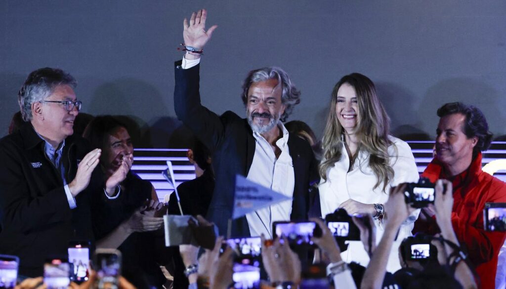 Paloma Valencia Juan Daniel Oviedo fórmula vicepresidencial