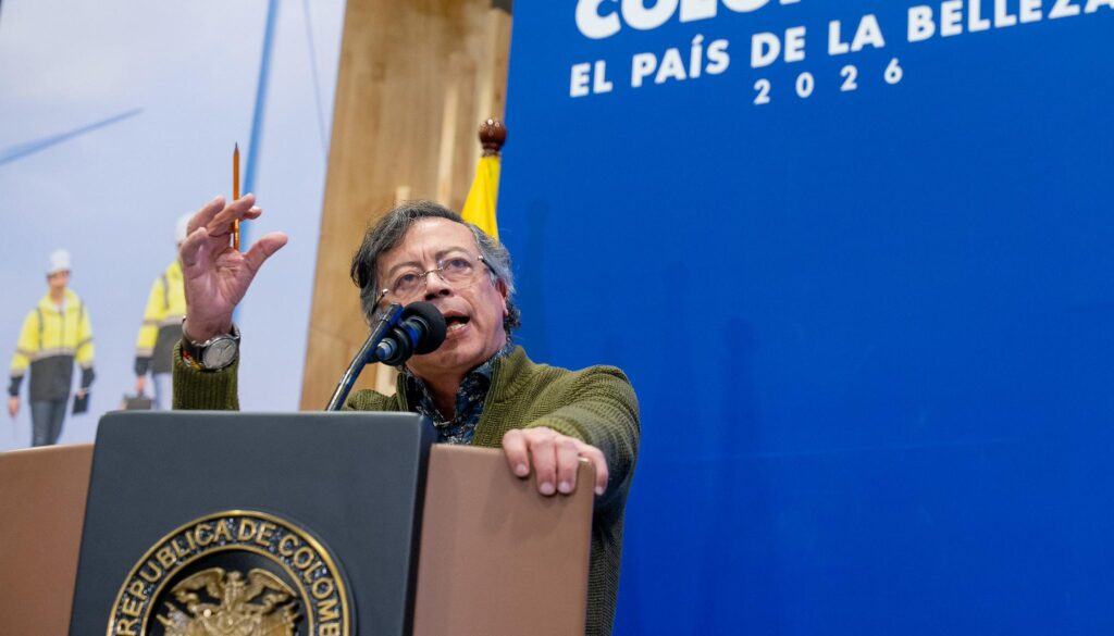 Petro cumbre progresista España