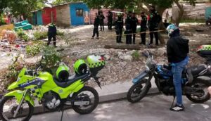 cadáver dentro de un saco en Las Américas
